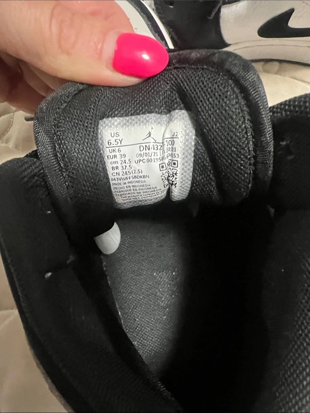 Nike Black and White Mid-Top Sneakers Air Jordan’s 1